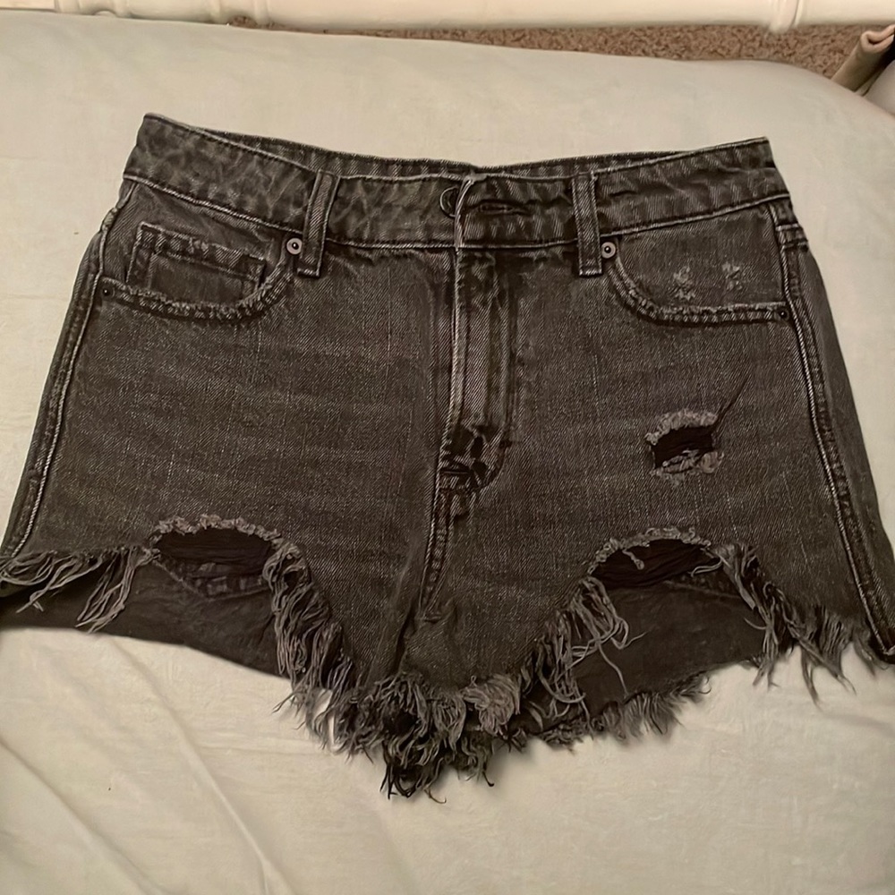 Hidden. Black blue Jean shorts - size Small